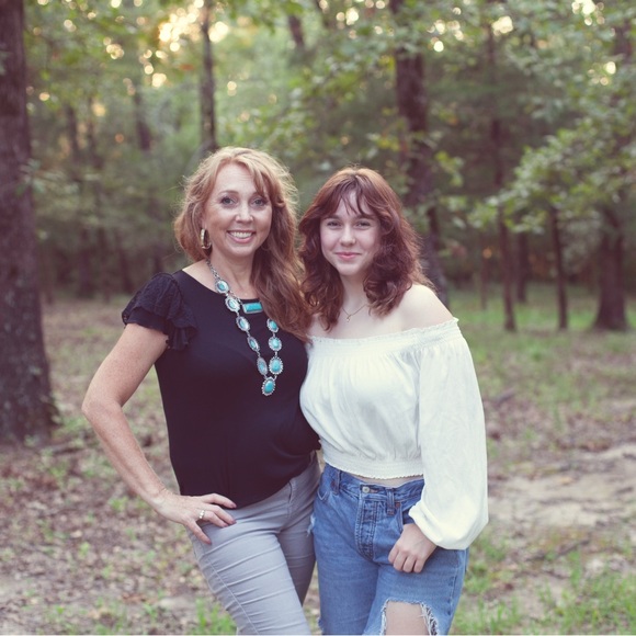 Meet your Posher, Dawn - Picture 5 of 7